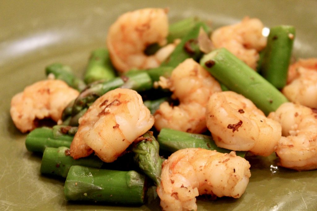 Garlic Ginger Shrimp and Asparagus Stir-Fry