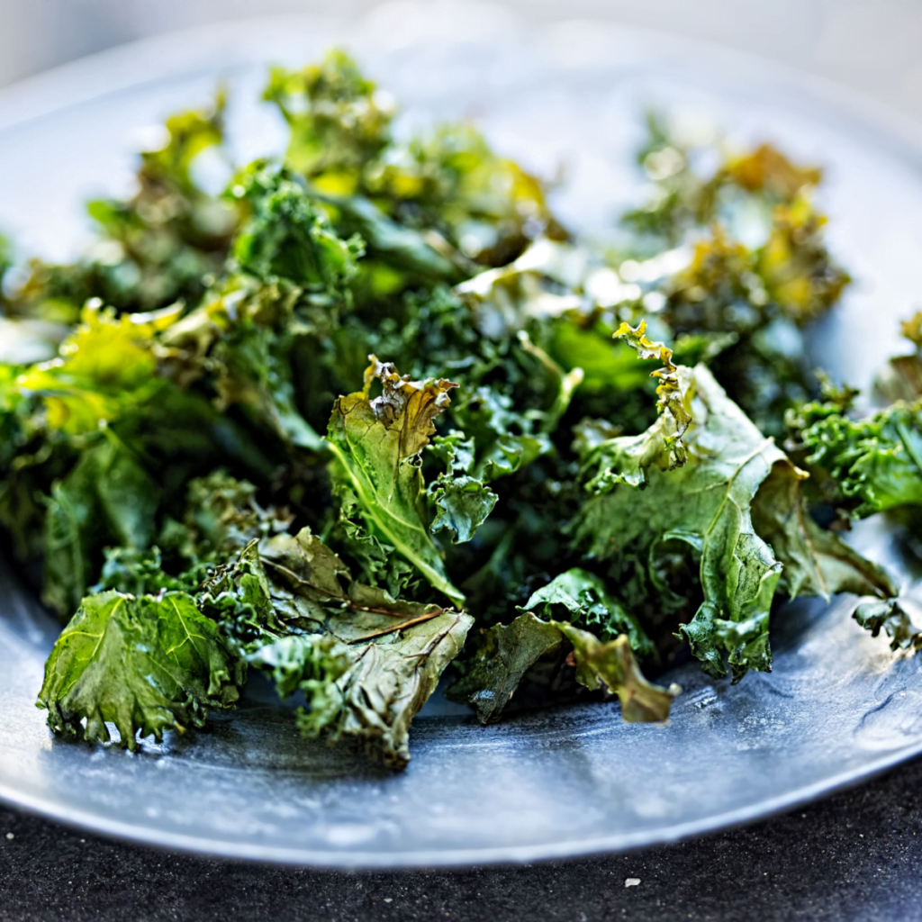 Keto Recipes: Magnificent Baked Kale Chips